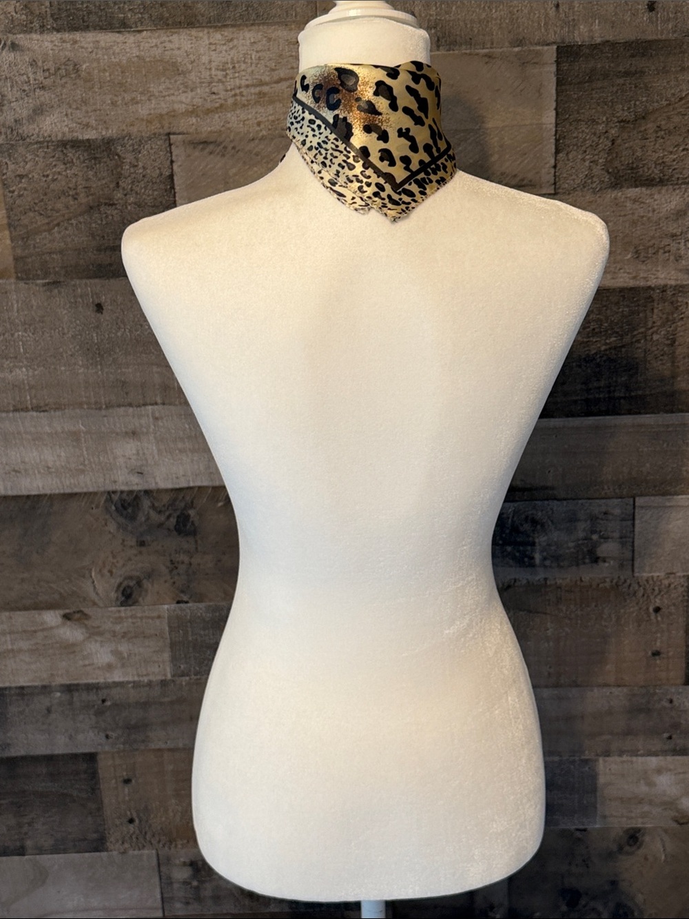 Leopard Print Scarf - Picture 4 of 16